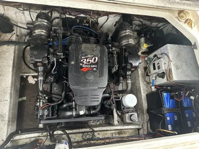 Polyester Motorboat Bayliner 2855 Photo 7