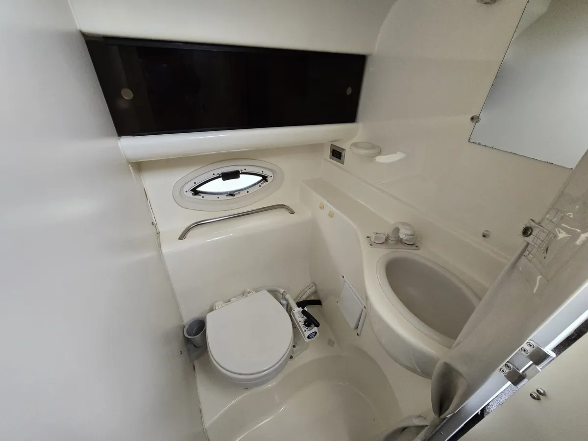 Polyester Motorboat Bayliner 2855