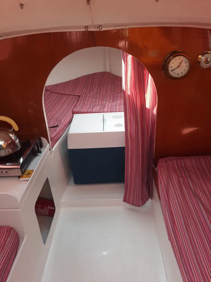 Polyester Sailboat Midget 20