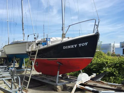 Polyester Sailboat Midget 20 Photo 0