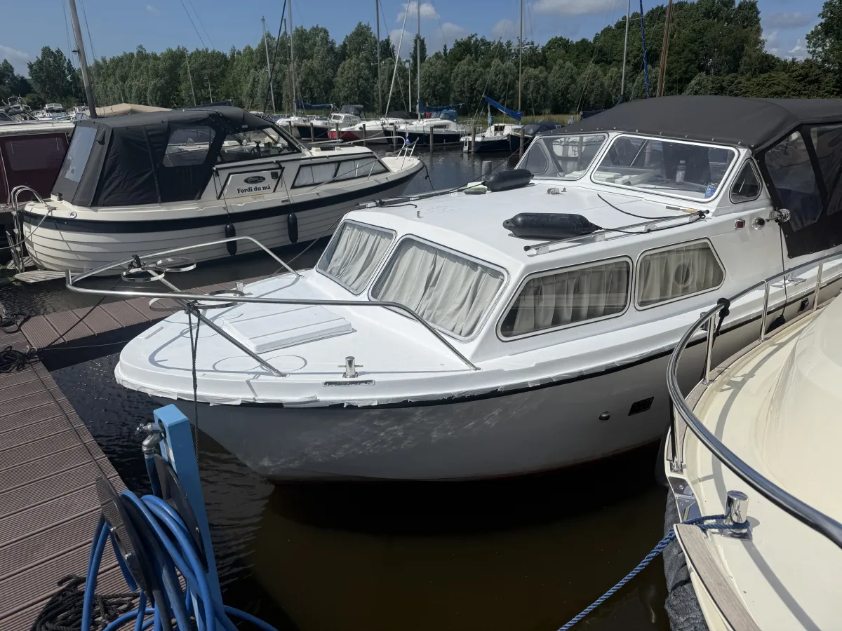 Polyester Motorboot Kilkruiser 710