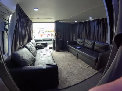 Aluminum Motorboot Loosdrecht Houseboat Foto 4