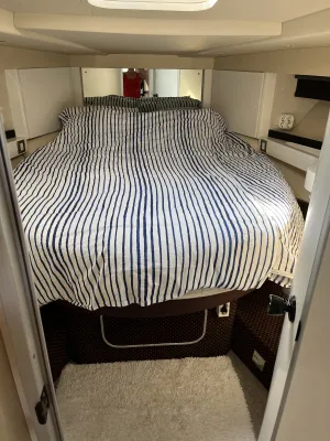 Polyester Motorboat Princess Riviera 46 Photo 18