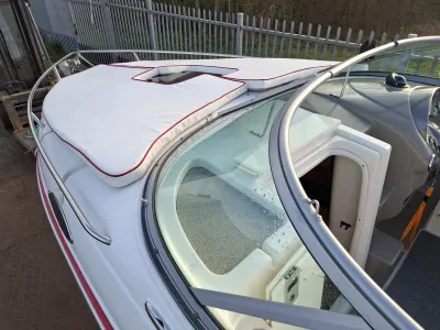 Polyester Speedboat Rinker 246 Captiva Cuddy Photo 4