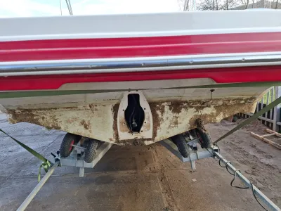 Polyester Speedboat Rinker 246 Captiva Cuddy Photo 18