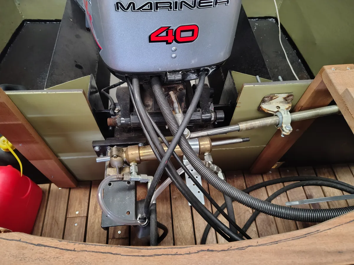 Acier Open motorboot Bateau à fond plat 800