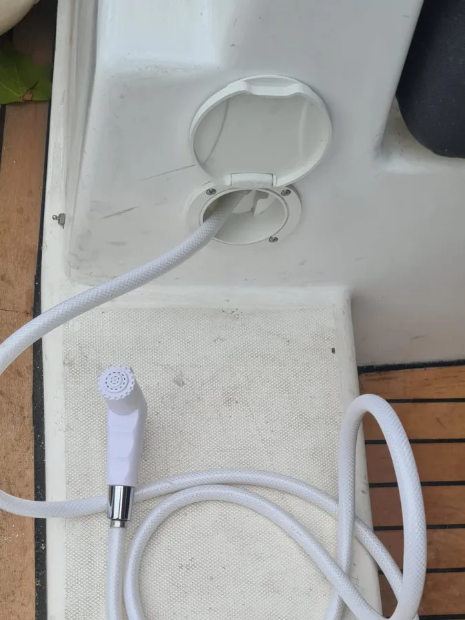 Polyester Bateau à moteur Derone 990