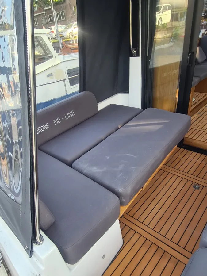 Polyester Bateau à moteur Derone 990