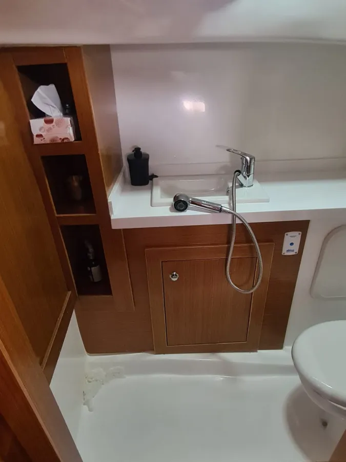 Polyester Bateau à moteur Derone 990