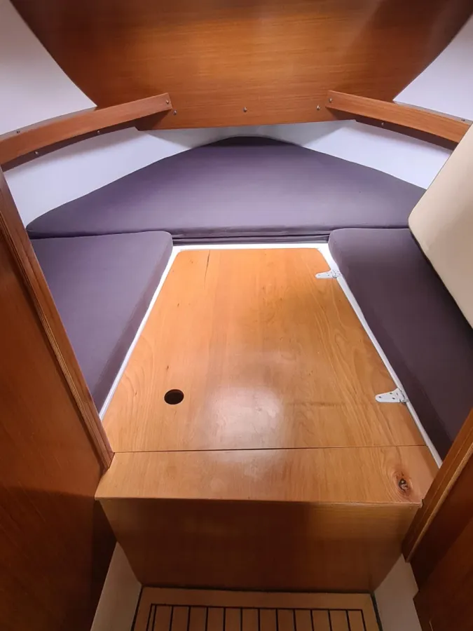 Polyester Bateau à moteur Derone 990