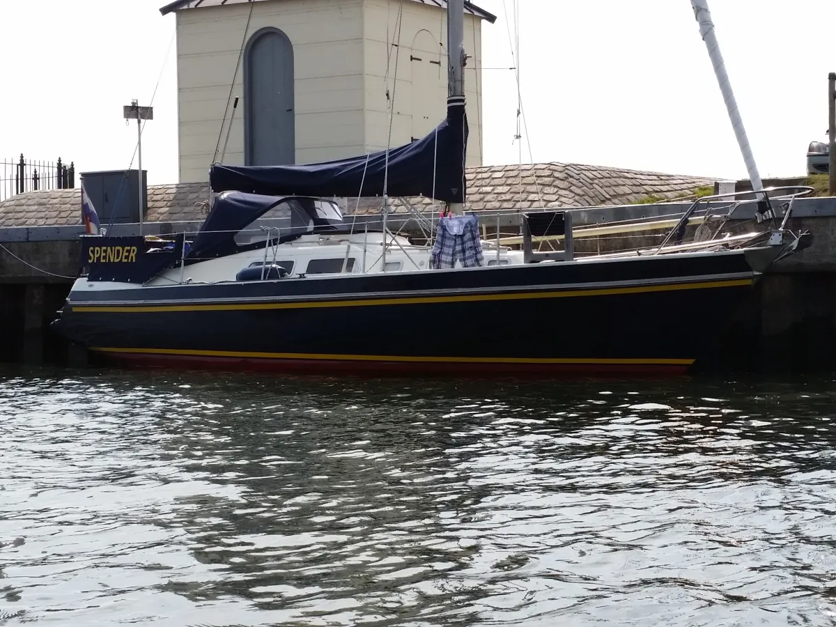 Polyester Zeilboot Contest 31 ft