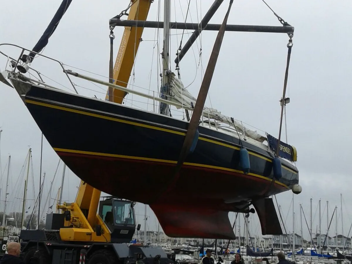 Polyester Zeilboot Contest 31 ft