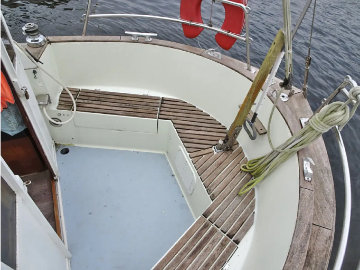 Polyester Sailboat Colvic Watson MK II