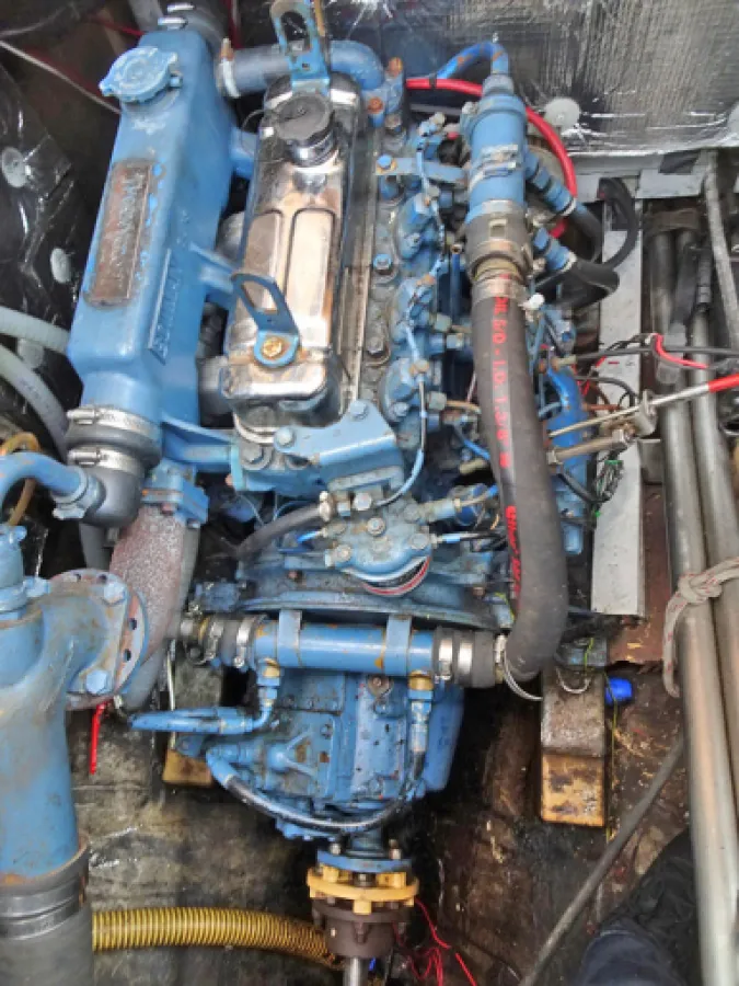 Polyester Sailboat Colvic Watson MK II