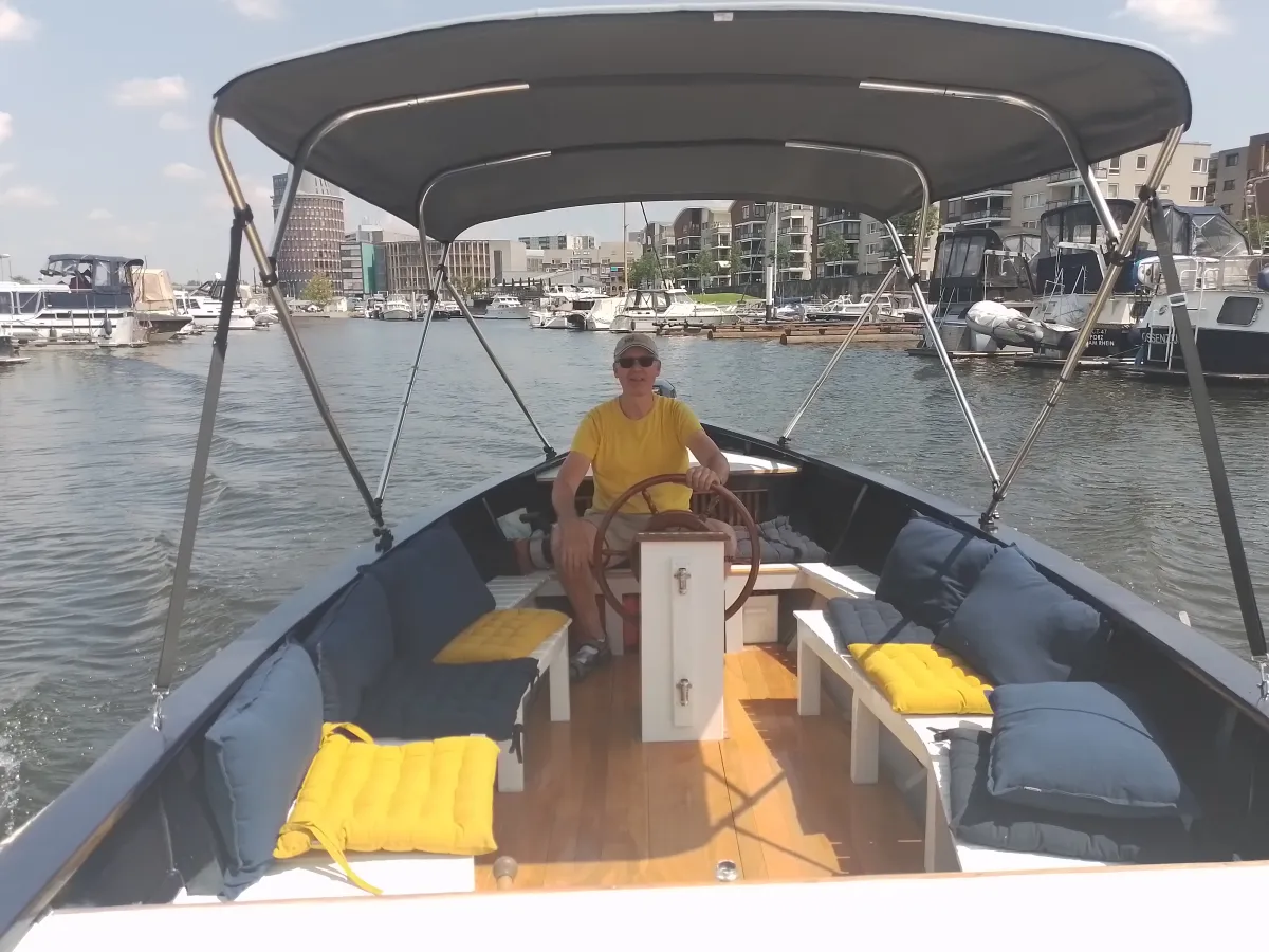 Wood Sloop Avanga 620