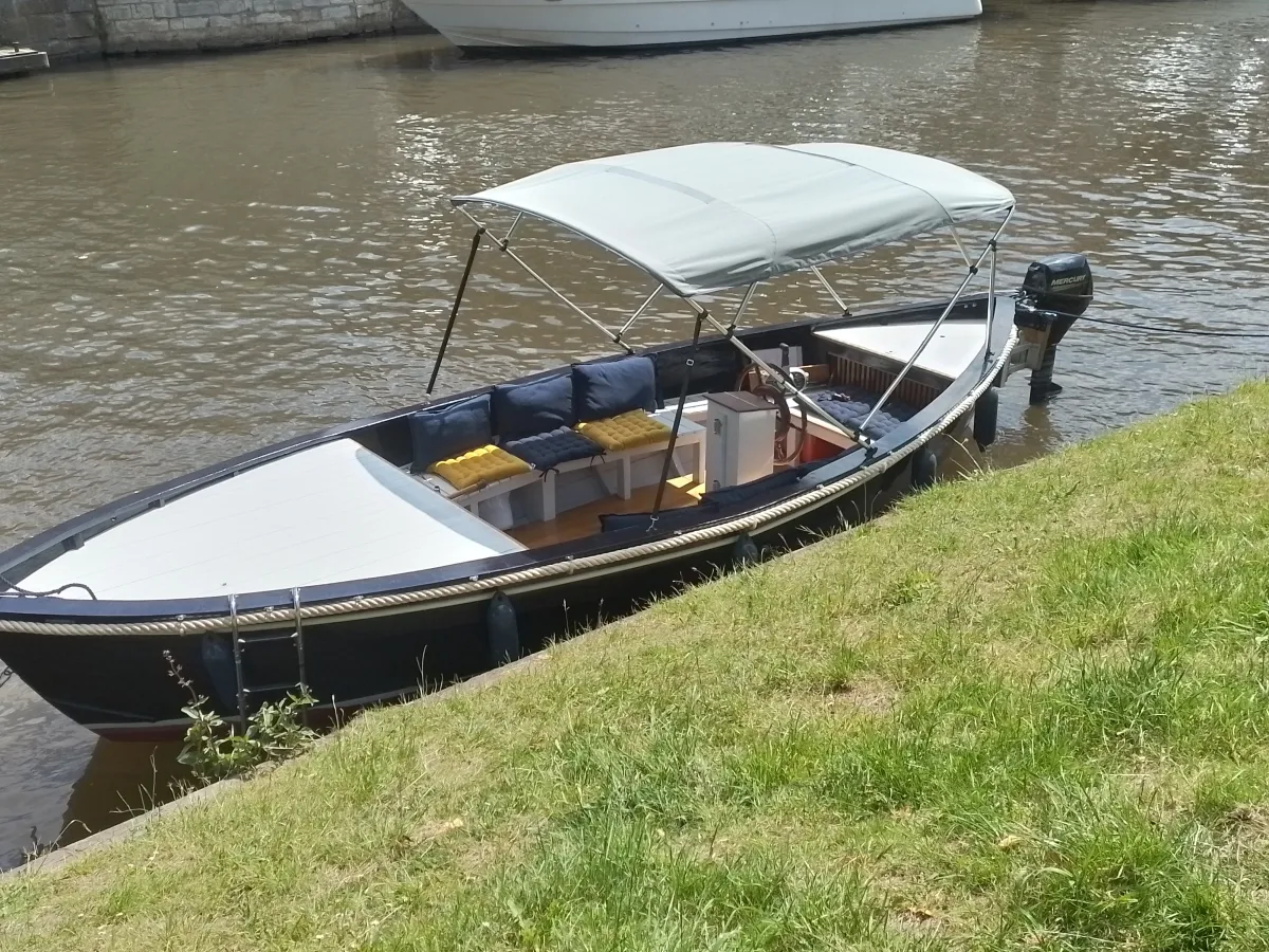 Wood Sloop Avanga 620