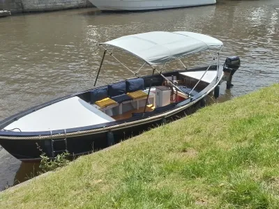 Wood Sloop Avanga 620 Photo 0