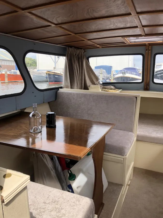 Steel Motorboat Beenhakker 900