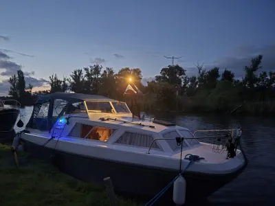 Polyester Motorboat Passaat 735 Photo 2