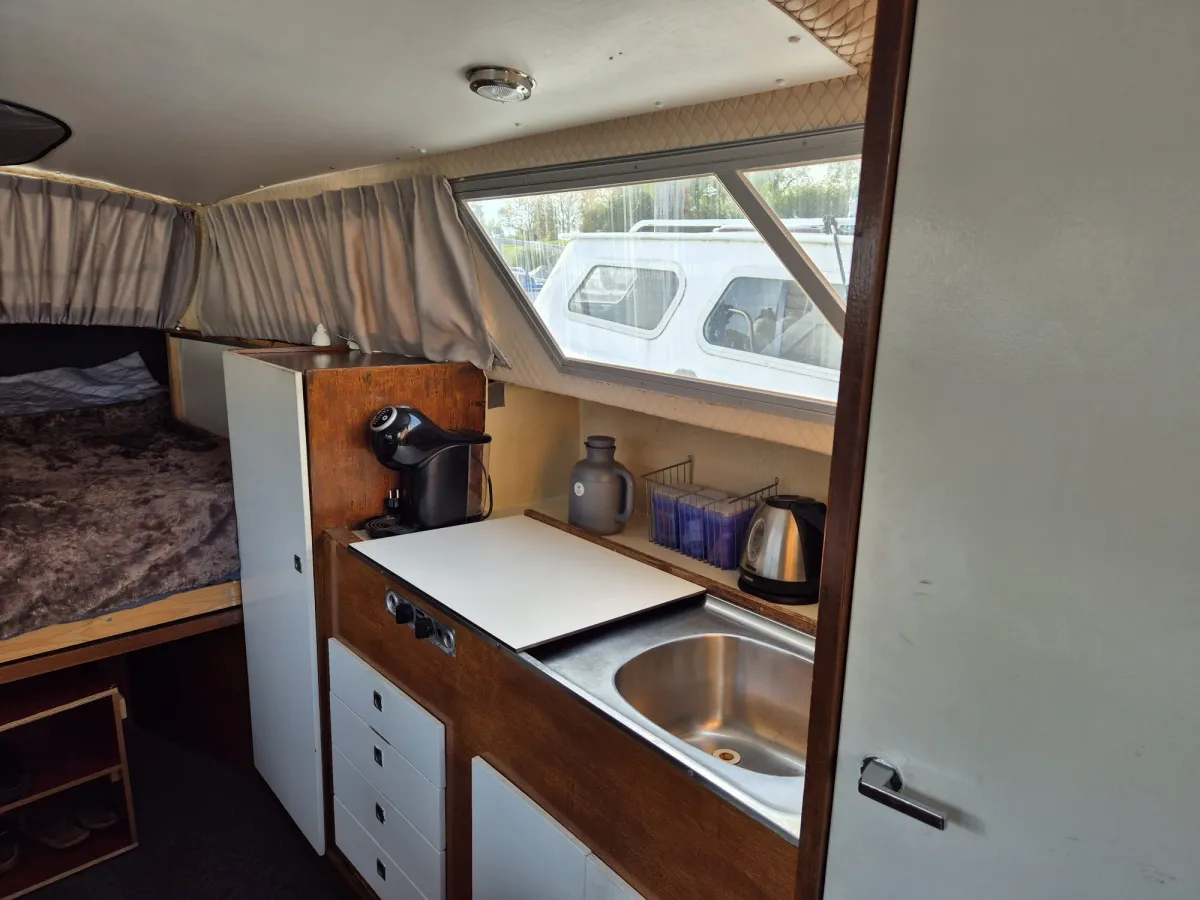 Polyester Motorboat Passaat 735