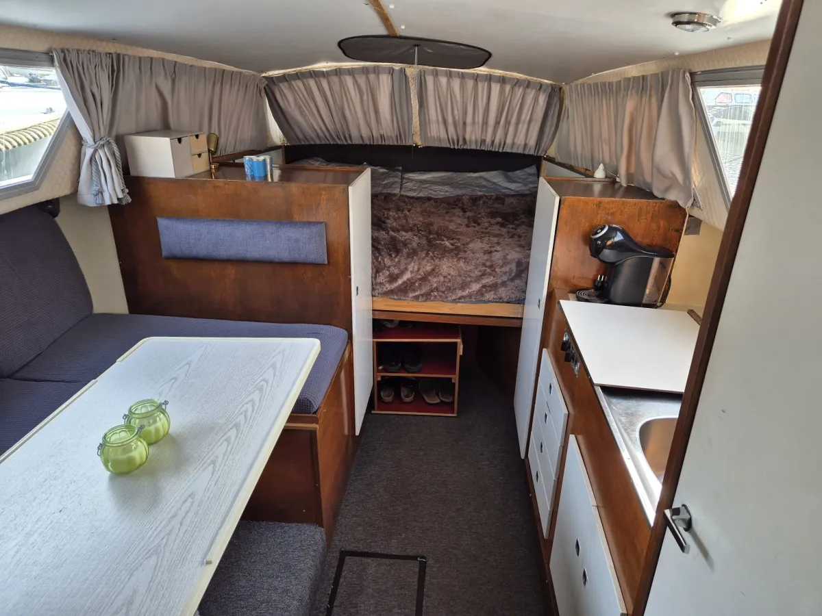 Polyester Motorboat Passaat 735