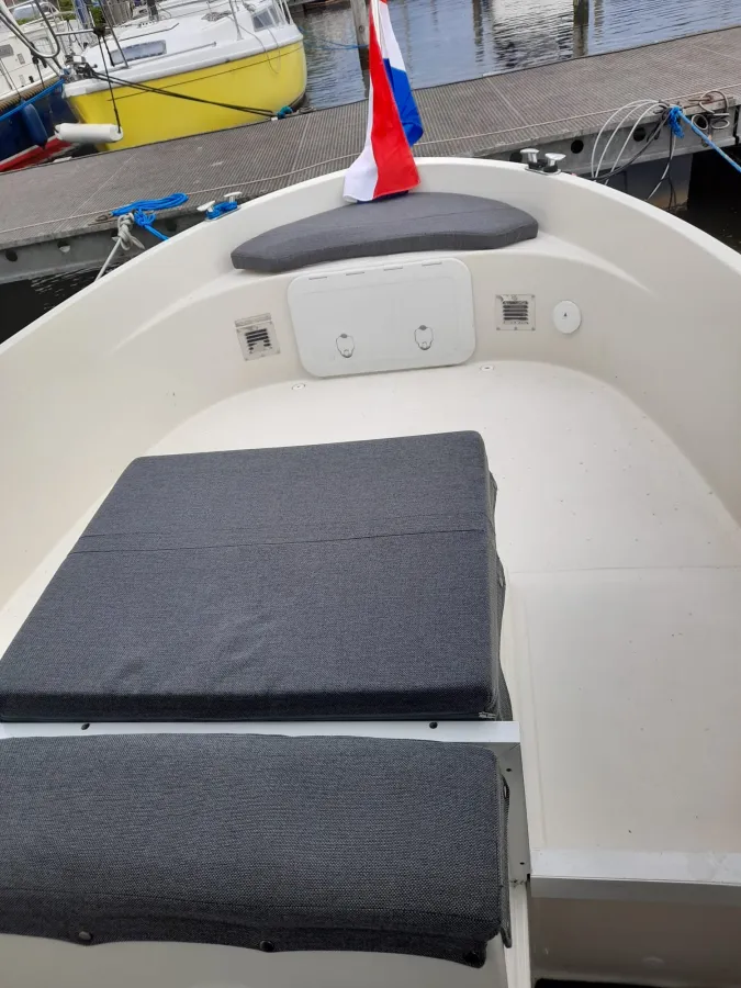 Polyester Bateau à moteur BlueStar Retro Cabin 22