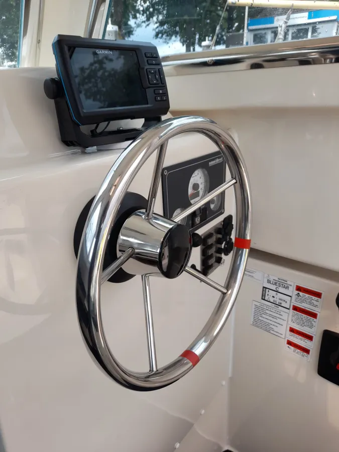 Polyester Bateau à moteur BlueStar Retro Cabin 22