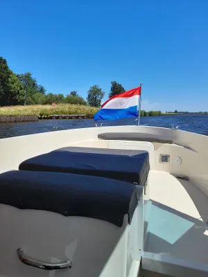 Polyester Bateau à moteur BlueStar Retro Cabin 22 Photo 13