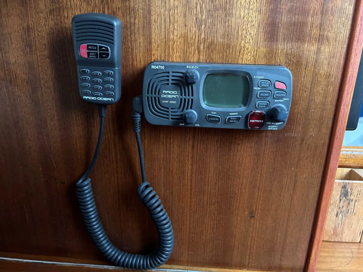 Polyester Sailboat Dufour 31