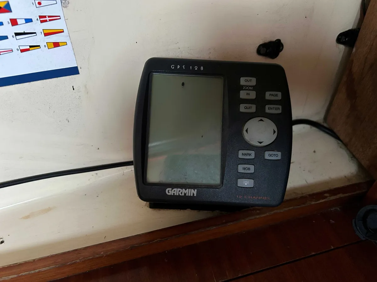 Polyester Sailboat Dufour 31