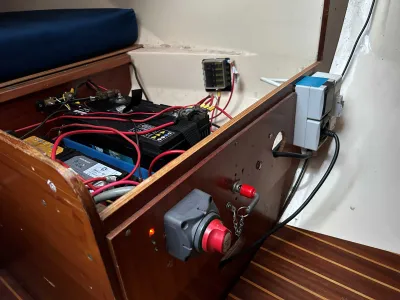 Polyester Sailboat Dufour 31 Photo 33