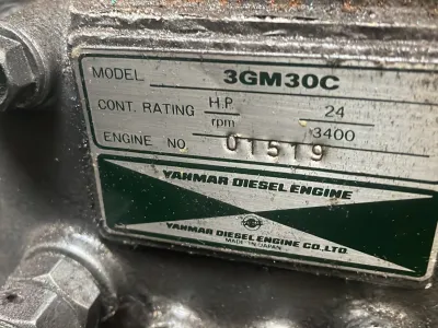 Polyester Zeilboot Defender 32 Foto 14