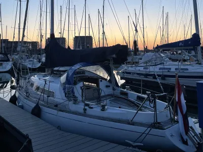 Polyester Zeilboot Defender 32 Foto 5