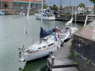 Polyester Zeilboot Defender 32 Foto 6