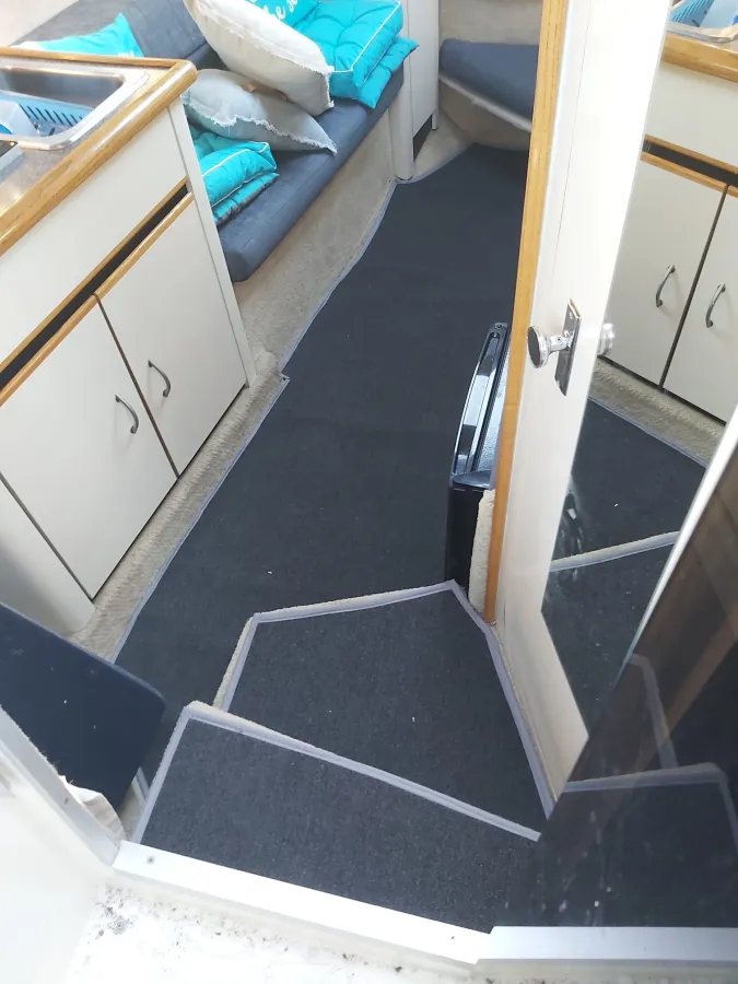 Polyester Motorboat Bayliner 2655 wide body