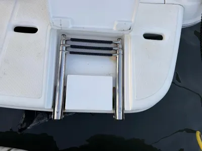 Polyester Speedboot Triton 225 Cuddy Foto 14