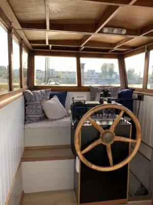 Staal Woonboot Stijlsteven 1900 Foto 1