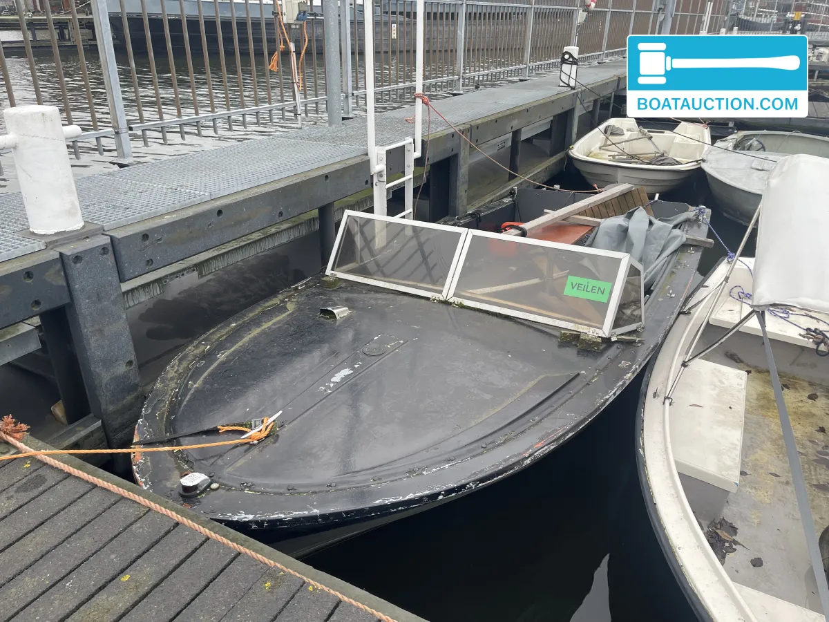 Thumbnail - Motorboat 600