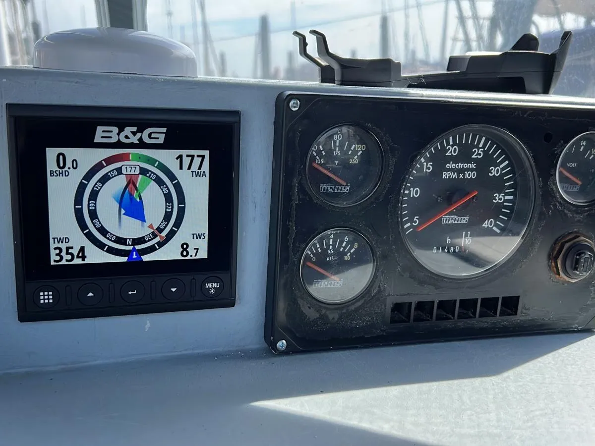 Polyester Sailboat Oyster One Off