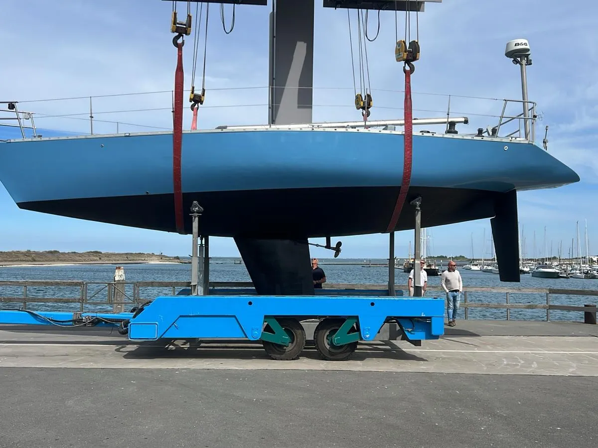 Polyester Sailboat Oyster One Off