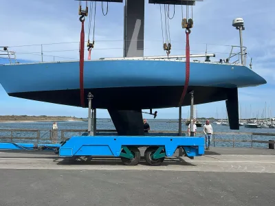 Polyester Sailboat Oyster One Off Photo 17