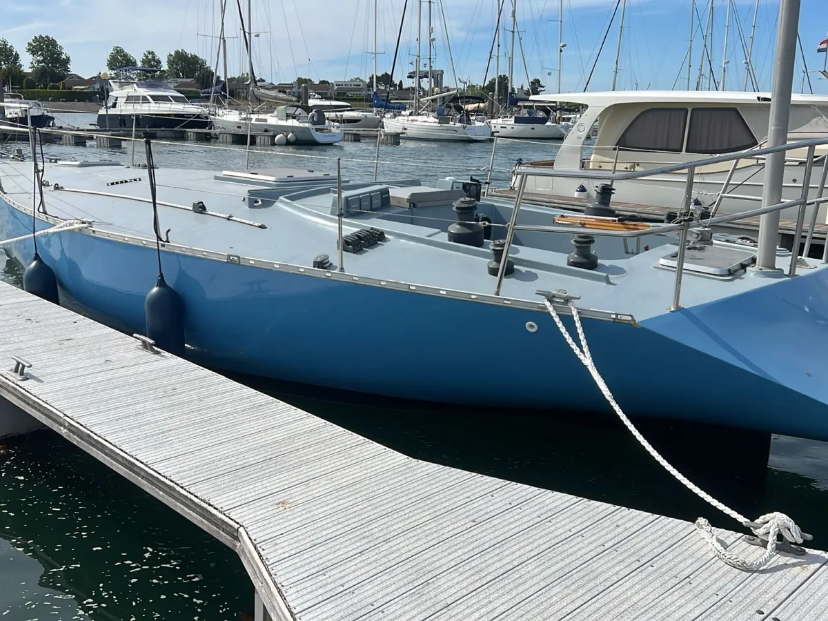 Polyester Sailboat Oyster One Off