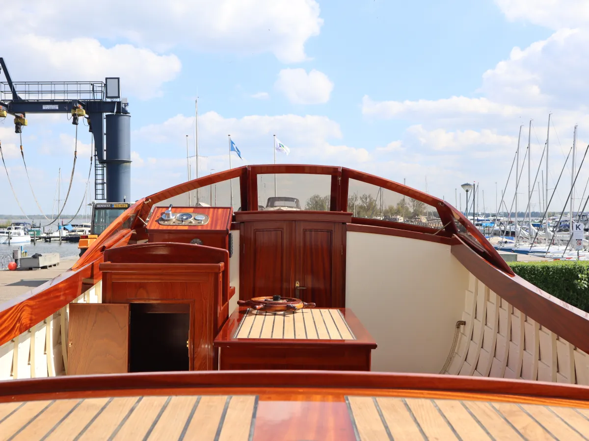 Hout Open motorboot Storebro Solo 25