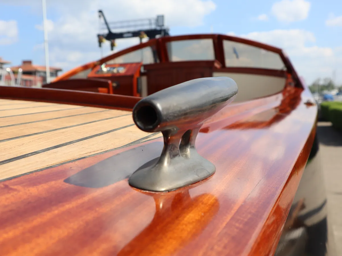 Hout Open motorboot Storebro Solo 25