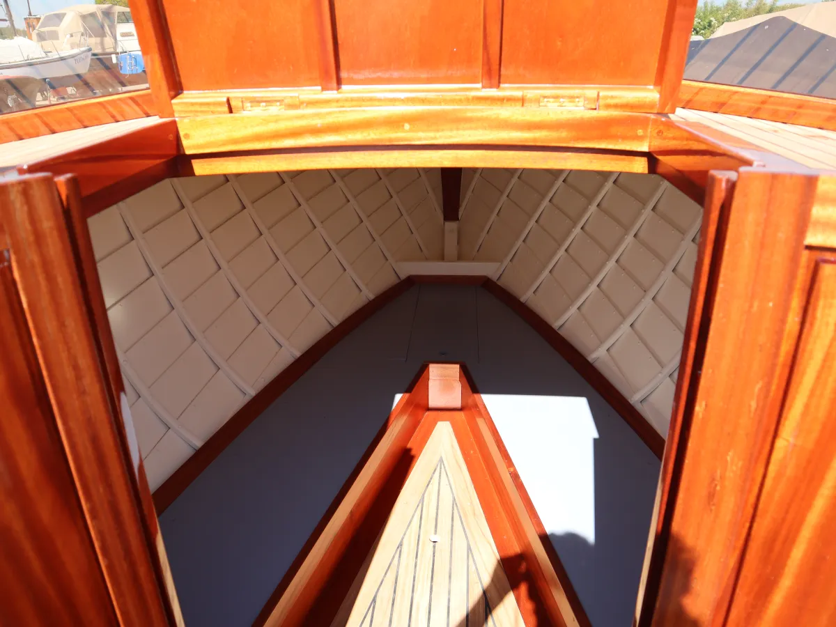 Hout Open motorboot Storebro Solo 25