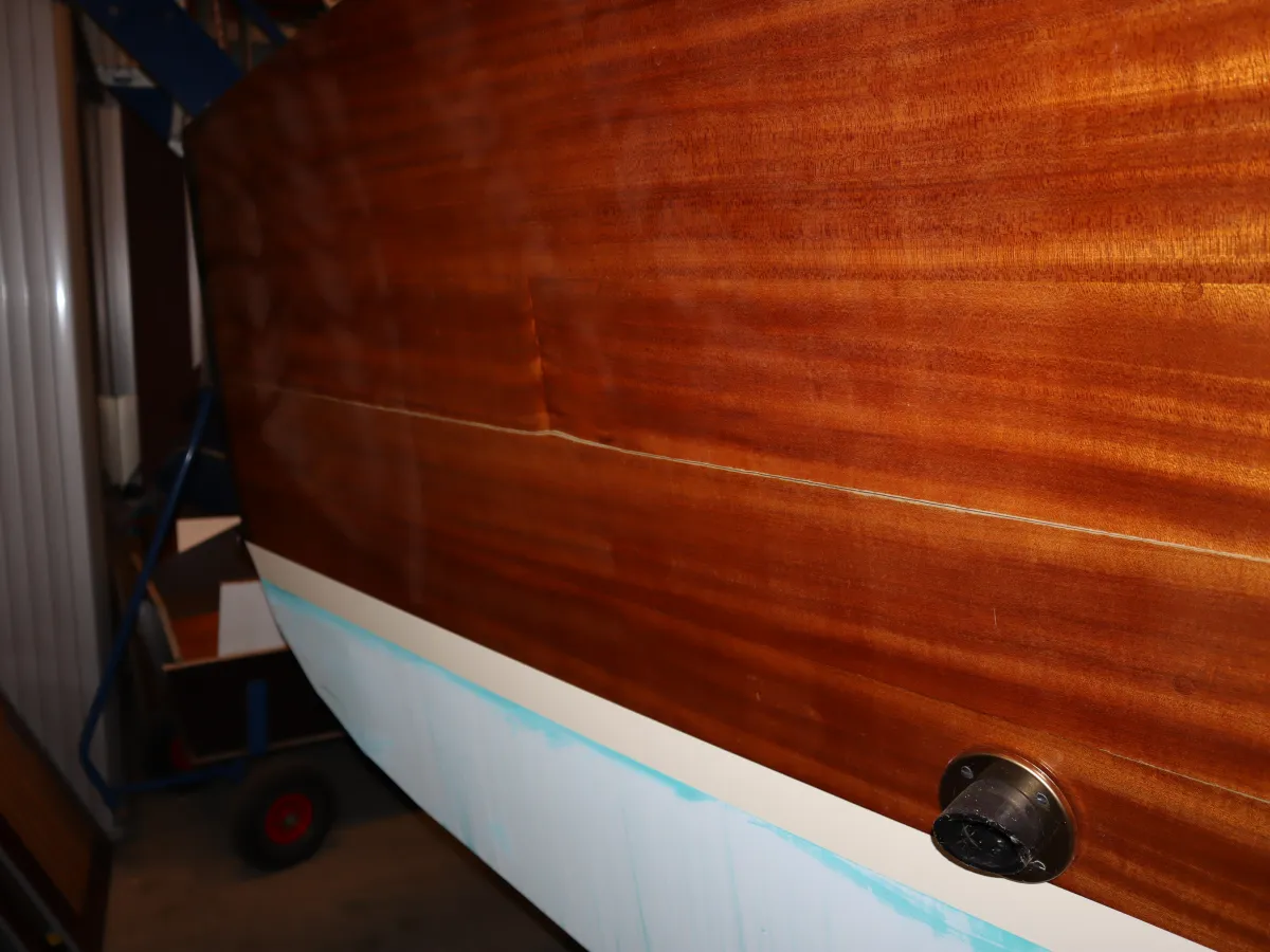 Hout Open motorboot Storebro Solo 25