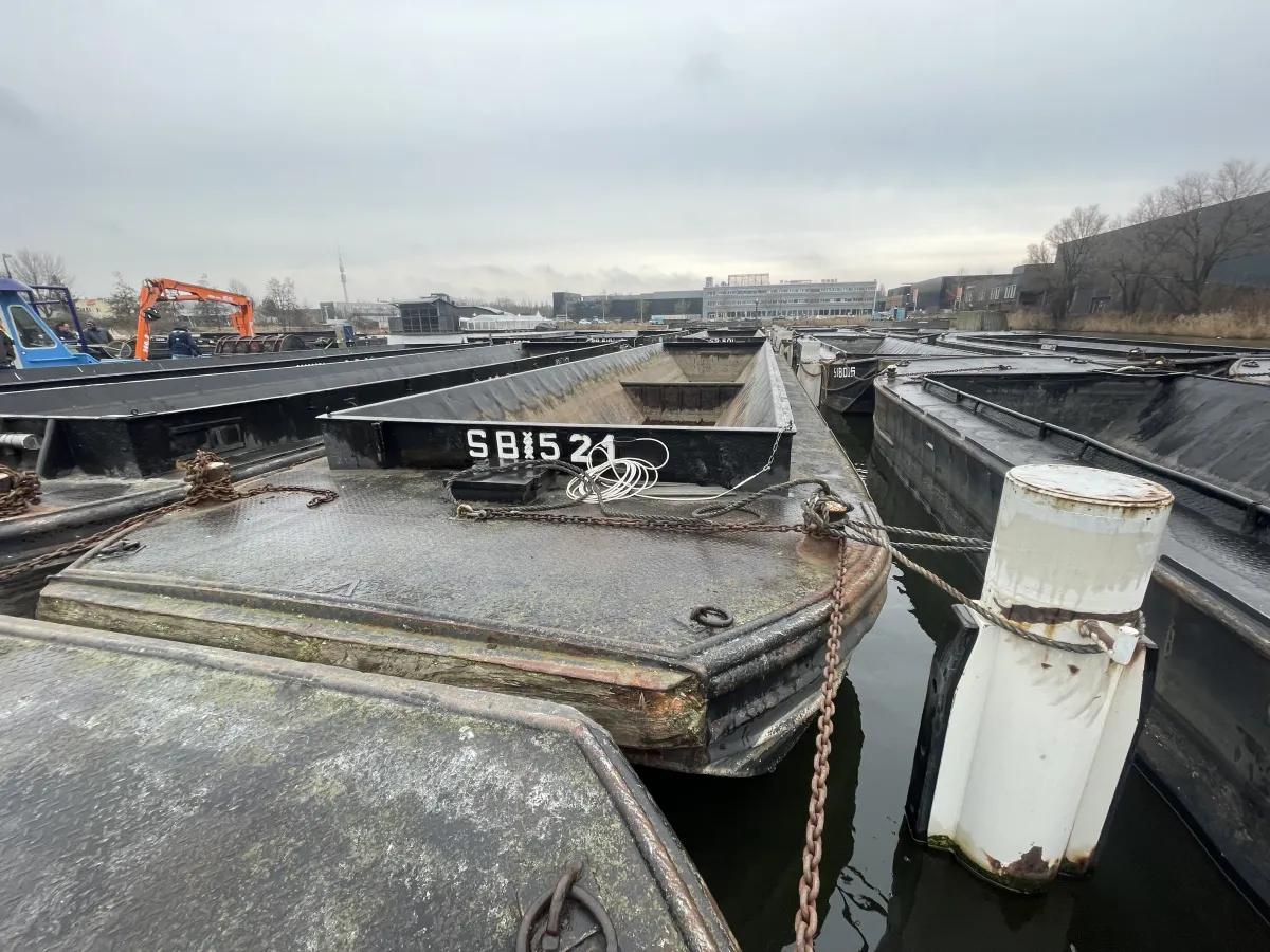 Staal Werkboot Vrachtduwbak SB521