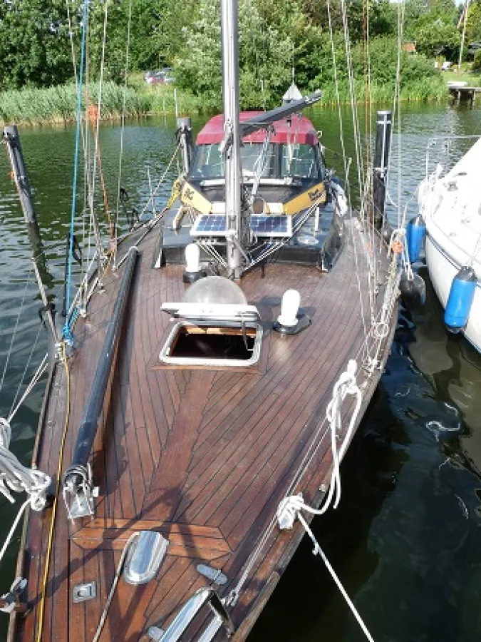 Steel Sailboat Van de Stadt Zeebonk