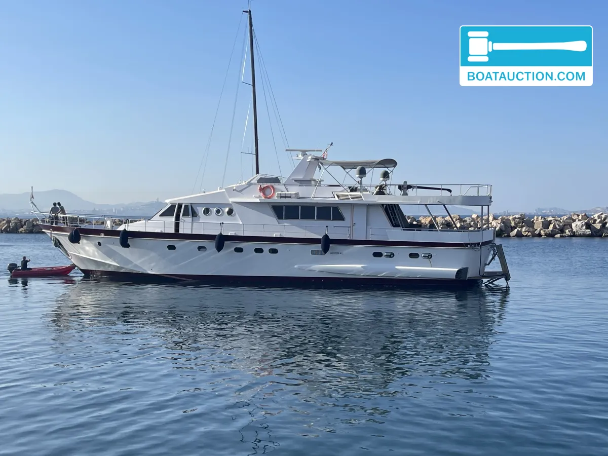 Thumbnail - Admiral 25