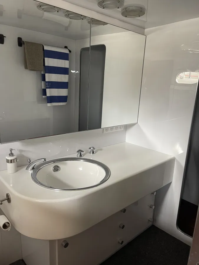 Holz Motorboot Admiral 25